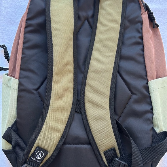 Volcom Backpack - Picture 2 of 5